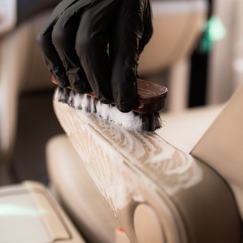 Пінка для глибокого очищення шкіряної оббивки автомобіля/K2 LETAN FOAM 200ML